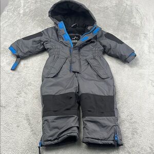 IXtreme Outfitters 18 Mos Gray and Black Fleece Lined Warm Snowsuit